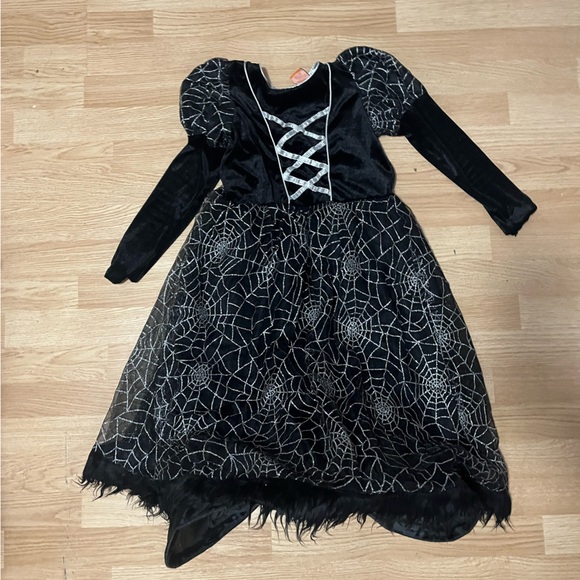Girls Witches costume - Picture 1 of 7